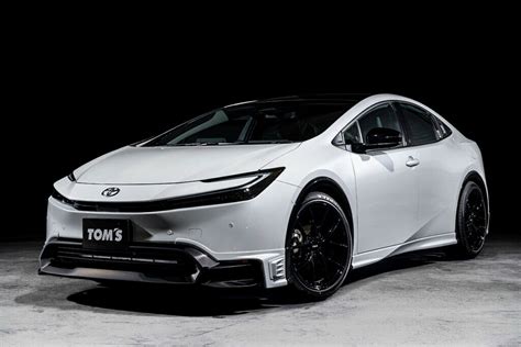 Toms Racing Gives The Toyota Prius Aero Wings Carscoops