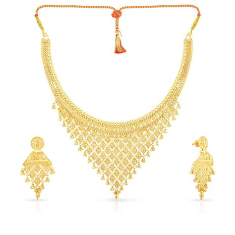 Buy Malabar Gold Necklace Set KLTAAAAAIFLJ for Women Online | Malabar ...