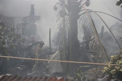 Philippine News Agency On Twitter LOOK Firefighters Put Out A Blaze