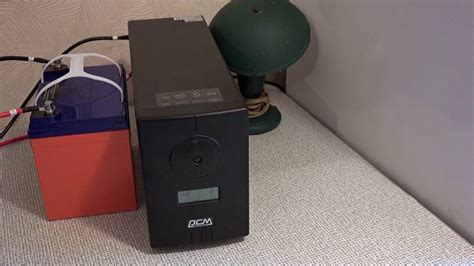 Powercom INF-800 - YouTube