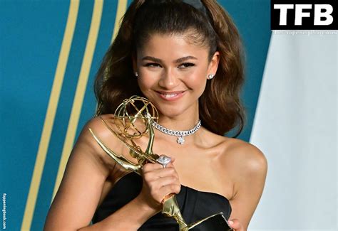 Zendaya Nude The Fappening Photo FappeningBook