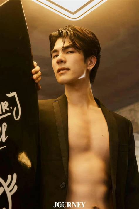 Pin By Ezme On Ships Actors Cute Gay Couples Singer