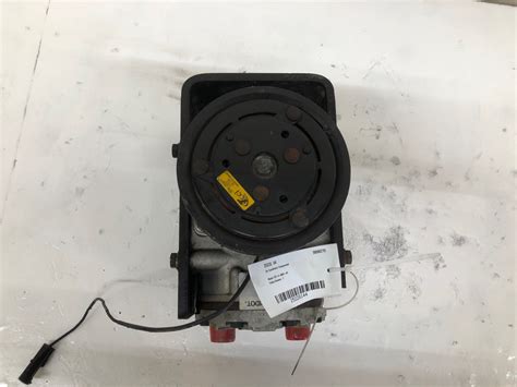 International 9300 Air Conditioner Compressor For Sale