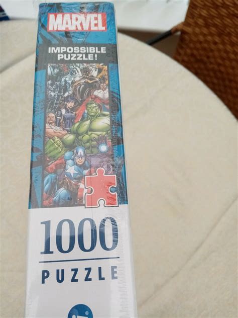 Clementoni Marvel Impossible Puzzle Pieces