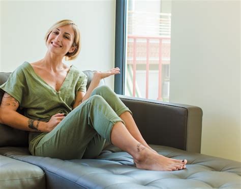 Premium Photo Pretty Blonde Woman Smiling Feeling Confident Successful And Happy