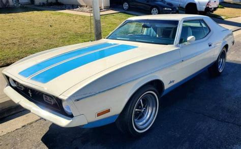 Patriotic Pony 1972 Ford Mustang Grande Sprint Edition Barn Finds