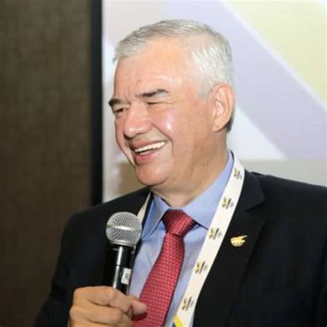 Nuevo Presidente Del Comite Olimpico Colombiano Infobae