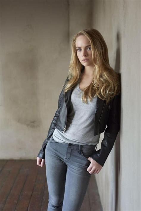 Pin On Britt Robertson