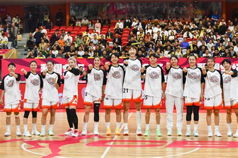 Wcba 新赛季启幕 卫冕冠军四川女篮迎“开门红”比赛韩旭李梦