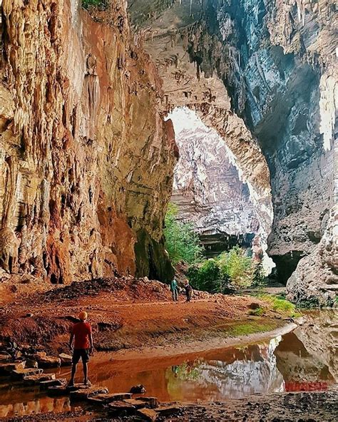 A deslumbrante Gruta do Janelão no Parque Nacional Cavernas do Peruaçu