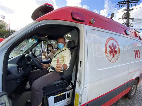 Alagoinhas recebe nova ambulância do SAMU Prefeitura de Alagoinhas