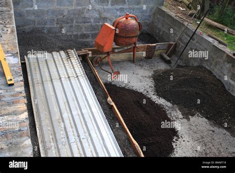 Making Raised Beds Stock Photo Alamy