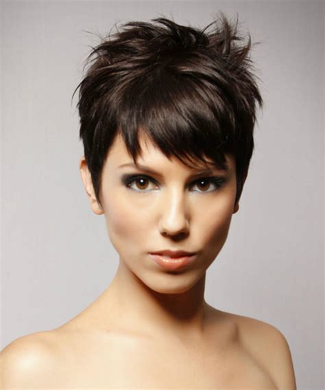 Textured Razor Cut Short Haircut Capellistyle