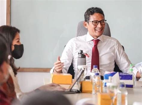 Pentingnya Perlindungan Hukum Dalam Pembiayaan UMKM Sandiaga Uno