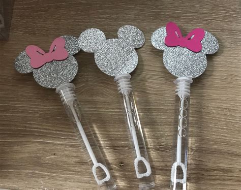 Minnie Mouse Mini Bubble Wands Minnie Birthday Party Favors En 2019