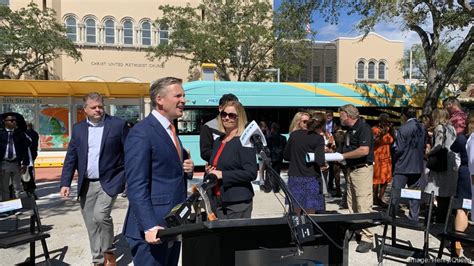 Sunrunner Bus Rapid Transit System Launches In St Petersburg Tampa