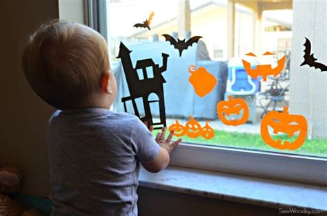 DIY Halloween Window Clings - Sew Woodsy