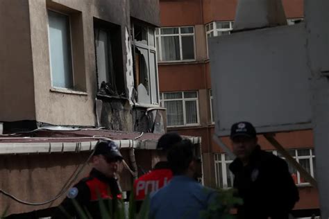 Fotos Devastador Incendio En Estambul Con Decenas De Muertos Im Genes