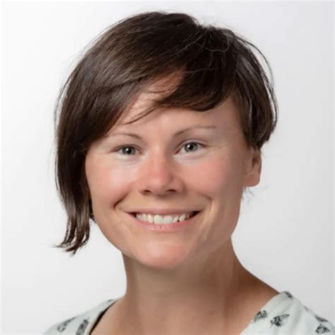 Talking to Erika Erickson - adaPETation