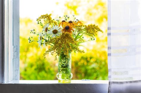 Premium Photo A Beautiful Bouquet Of Wildflowers On A White