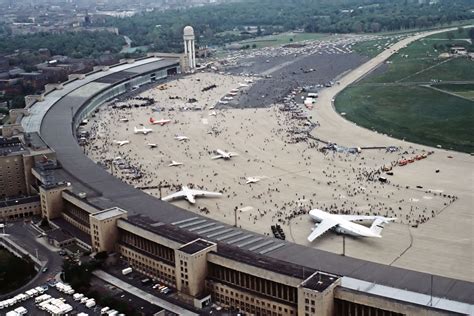 Berlin Tempelhof Airport - Wikiwand