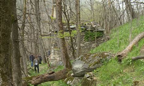 Identificata la ragazza trovata morta in Val d Aosta è una 22enne