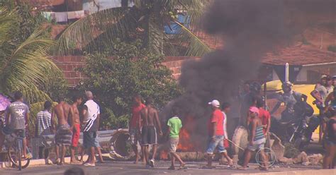 G1 Paudalho 8h40 Protesto De Moradores Interdita A BR 408