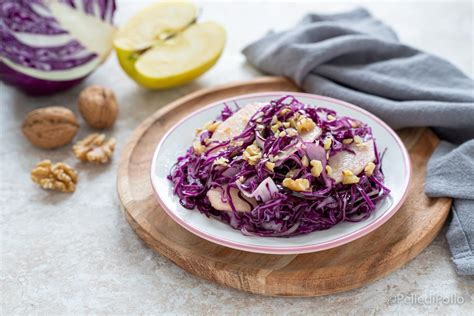 Insalata Di Cavolo Viola Con Mele E Noci Leggera E Gustosa