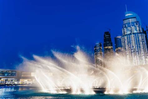 Dubai Show Na Fonte E Passeio De Barco No Lago GetYourGuide