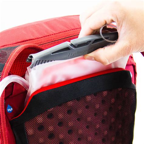 Osprey Mens Skarab 30 Mystic Red