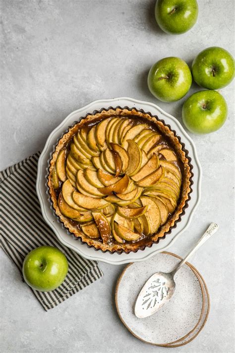 Salted Caramel Apple Tart GlutenFree Vegan FromMyBowl 4 From My Bowl