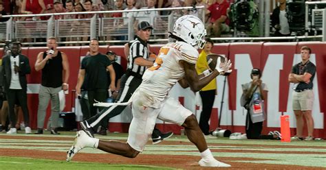 Texas Wr Adonai Mitchell Named Big Newcomer Of The Week On