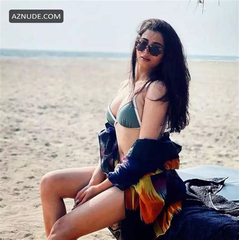 Afreen Alvi Looking Hot In Bikini At Beach AZNude