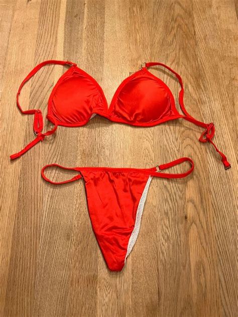 Neuer Teiler Bikini Rot Mit Brust Pads Gr S Kaufen Auf Ricardo