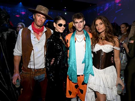 Best Celebrity Halloween Costumes 2022