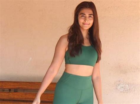 Pic Talk Pooja Hegde S Curves In Tight Dress