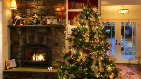 Christmas Tree Fireplace Wallpapers - Wallpaper Cave