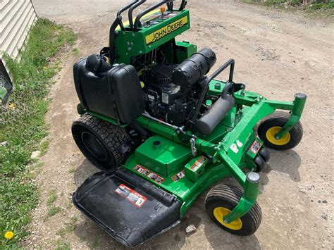 52 John Deere 652R Commercial Zero Turn W Tweel Tires 103 A Month