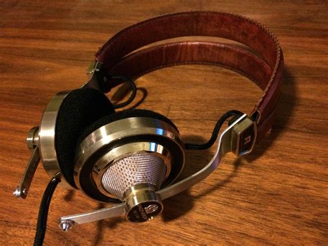 My collection of vintage Pioneer headphones [x-post /r/vintageaudio ...