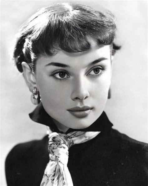 Audrey Hepburn Audrey Hepburn Photos Young Audrey Hepburn Hepburn