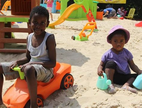 Sous Les Pav S La Plage De Vernouillet Vernouillet