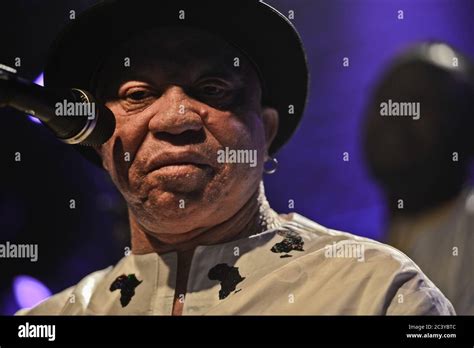 Salif Keita Hi Res Stock Photography And Images Alamy