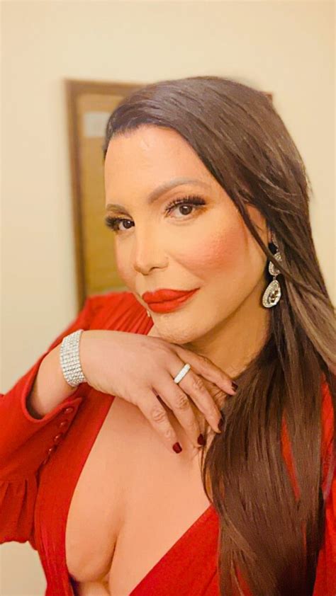 Quem Essa Menina De Vermelho Influenciadora Trans Luisa Marilac