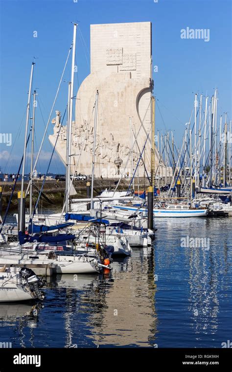 Padrao Dos Descobrimentos And Doca De Belem Hi Res Stock Photography