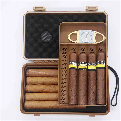 Hot Sell Luxury Cigar T Waterproof Travel Humidor Cigar Box Plastic Custom Cigar Accessories