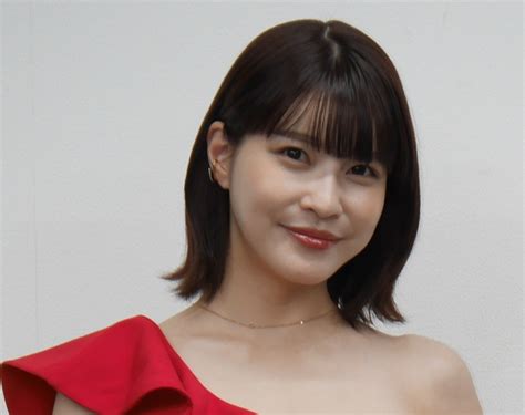 岸明日香 聖夜の嘆き「会社は私に結婚させる気がない」｜よろず〜ニュース