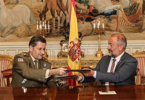 Convenio De La Uclm Y El Ej Rcito De Tierra