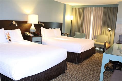 Crowne Plaza Chicago Ohare Hotel & Conf Ctr, and IHG Hotel, Chicago ...