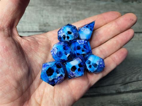 Skull Ice Dice Rresincasting
