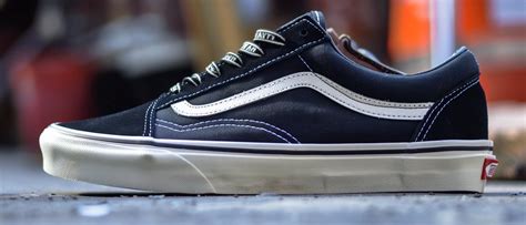 Як правильно шнурувати кеди Vans?